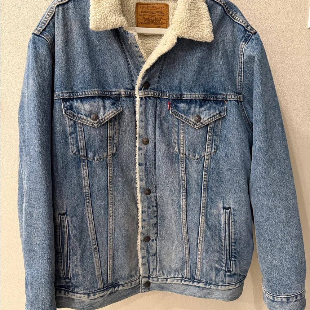 Levi's Type III Blue Denim Sherpa Trucker Jacket - Picture 4 of 8